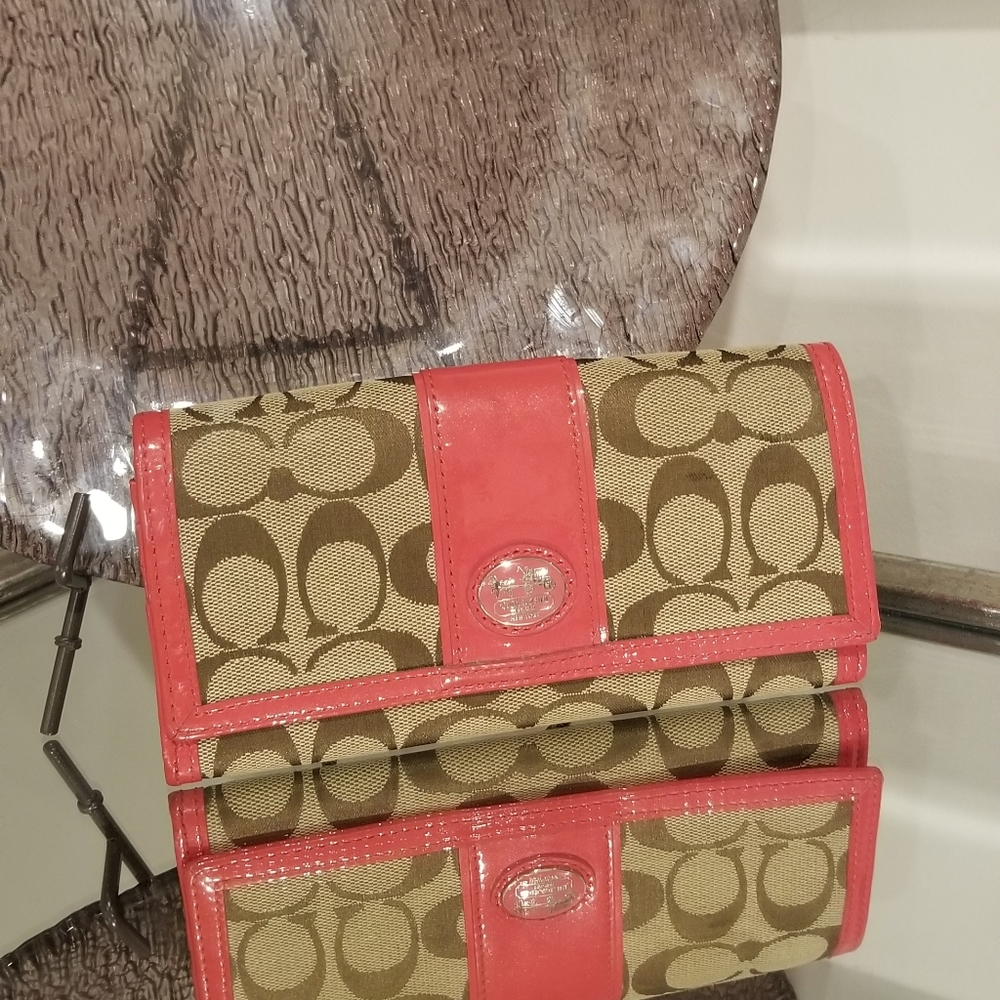COACH Khaki Signature C Wallet w/ Watermelon Patent Leather